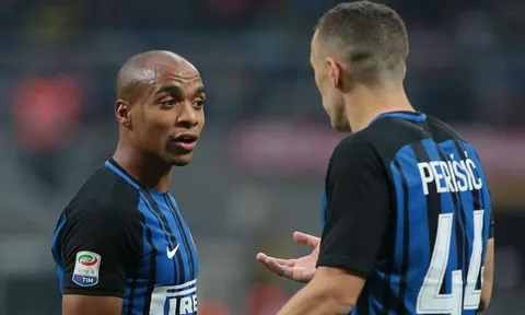 Chia tay N'Zonzi, Sevilla nhắm mua "người không phổi" Serie A