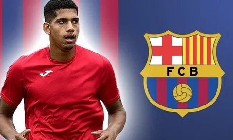 CHÍNH THỨC: Barcelona chiêu mộ thành công "Godin đệ nhị"