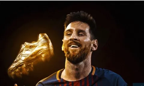CHÍNH THỨC: Đoạt giày vàng, Messi sánh ngang Ronaldo