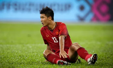 Chính thức! Đội hình Việt Nam đấu Malaysia: Đã có câu trả lời về Đức Chinh