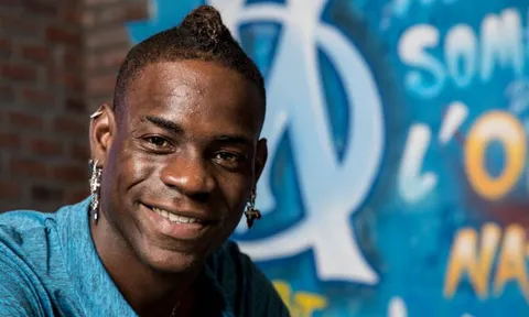 CHÍNH THỨC: 'Ngựa chứng' Balotelli ra mắt đội bóng mới