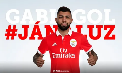 CHÍNH THỨC: Sao Brazil "thất thểu" rời Inter Milan