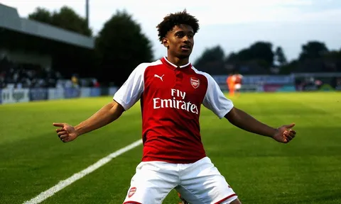 CHÍNH THỨC: Thần đồng Arsenal "mở hàng" giải thưởng mới Premier League
