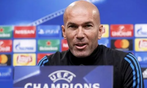 Chơi hay, Isco được Zidane đưa 'lên mây'