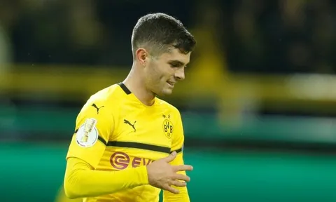 Ơn trời! Man Utd đã gia nhập cuộc đua săn hàng 'hot' Bundesliga