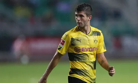 Christian Pulisic - Niềm hy vọng của Dortmund tại Revierderby