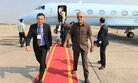 Chủ tịch AFC khen bóng đá Việt, sẵn sàng tài trợ lớn