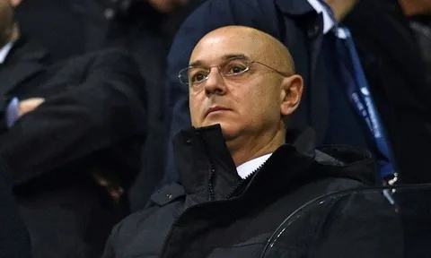 Chủ tịch Levy úp mở về khả năng tiêu tiền của Tottenham