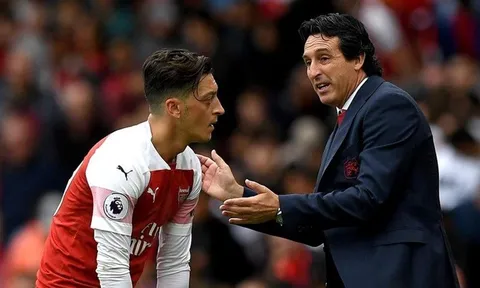 Chứng kiến Ozil thăng hoa, Emery nói gì?