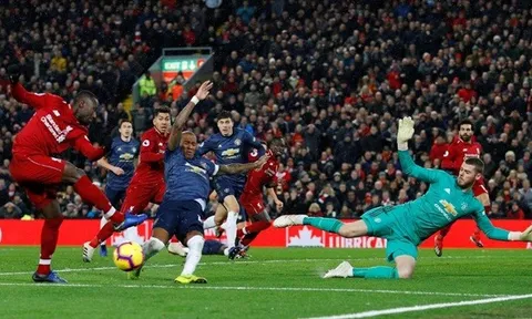 'Chúng tôi không bao giờ mua bán cầu thủ với Man Utd'