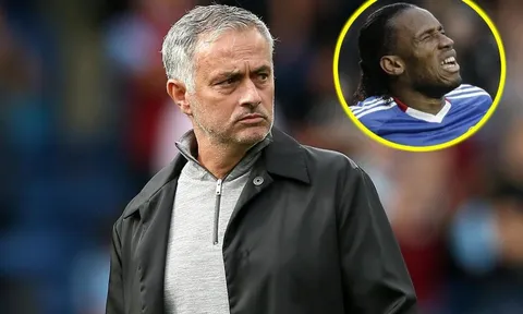 Chuyện chưa từng kể: Cầu thủ Chelsea khóc nức nở khi Mourinho ra đi