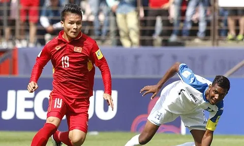 Ông Hải "lơ" mừng vì Hà Nội FC chưa cho Quang Hải xuất ngoại