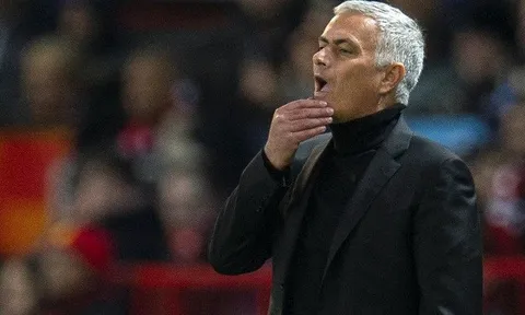 Chuyển nhượng 25/10: M.U chốt thương vụ 89 triệu; Mourinho đã gặp BLĐ Real Madrid