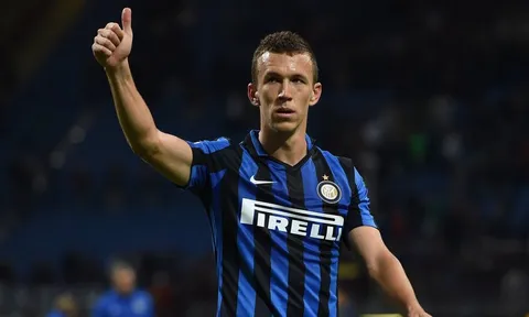 Chuyển nhượng Arsenal: Pháo thủ hi sinh sao lớn vì Perisic, Barca xuống nước vụ Malcom