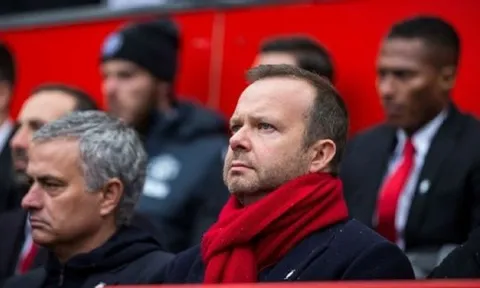 Chuyển nhượng Man Utd: Soạn lại bổn cũ, BLĐ khiến Mourinho tức điên!