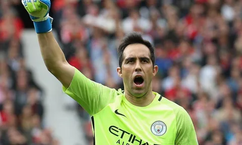 Claudio Bravo từng xuất sắc đến thế nào?
