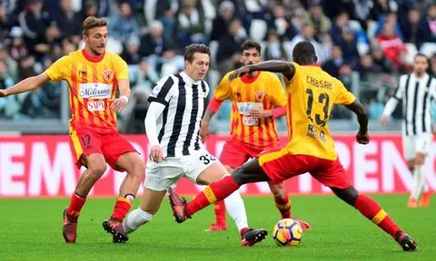CLB tí hon Serie A cán kỷ lục tồi tệ nhất lịch sử Man Utd