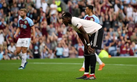 Có chuyện gì với anh vậy, Pogba?