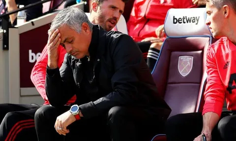 Có quá nhiều tiếng nói trong phòng thay đồ Man Utd!