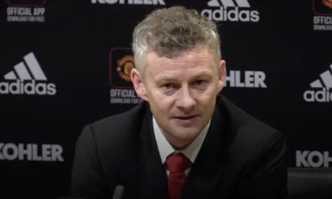 Solskjaer nói những điều NHM Man Utd muốn nghe về Pogba