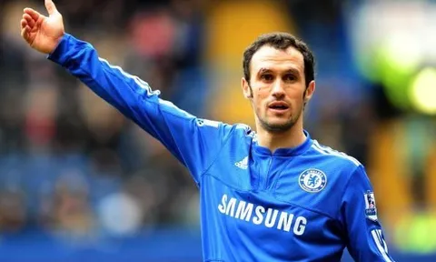 Còn ai nhớ Ricardo Carvalho