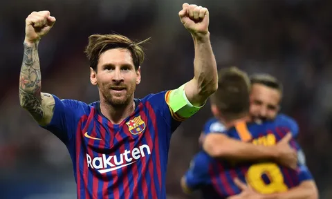 Còn ít nhất bao nhiêu bàn để Messi vượt qua sự vĩ đại của Ronaldo?