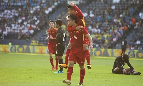 U23 Việt Nam du đấu Thái: Xong bài toán Công Phượng - Quang Hải