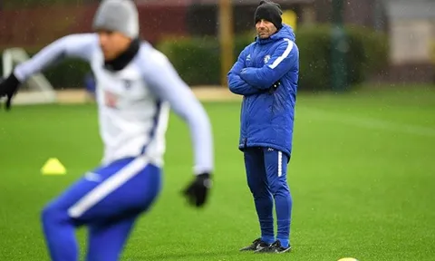 Conte đăm chiêu trước chặng tourmalet của Chelsea
