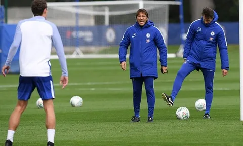Conte đổ một tấn áp lực lên học trò trong buổi tập mới nhất
