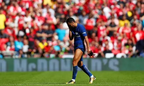 Conte lý giải lý do rút sớm Pedro trong trận đấu với Arsenal