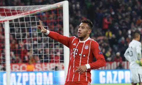 Corentin Tolisso chơi tuyệt hay trước PSG