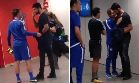 Costa lặng lẽ vào tận đường hầm chúc mừng Chelsea