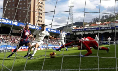 Courtois - Bom xịt đáng thất vọng nhất lịch sử Real