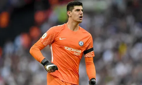 Courtois sắp vượt De Gea, vươn lên số 1 thế giới
