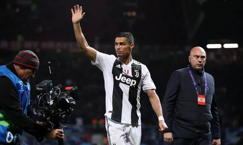 Ronaldo lên tiếng về nghi vấn trở về thi đấu cho đội bóng cũ