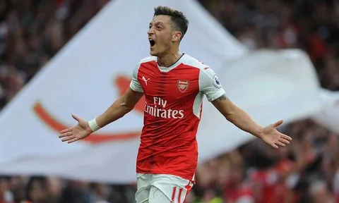 Mesut Ozil: Khi bí mật nằm ở niềm tin