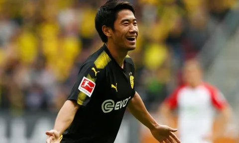 Cú lốp bóng tinh tế của Shinji Kagawa vs Augsburg