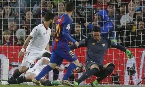 Cuối tuần này, Messi chạm trán 'con mồi' yêu thích nhất