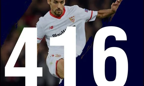 Cựu sao Man City đi vào lịch sử La Liga