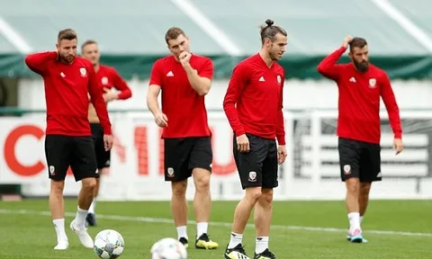 Cựu sao M.U sẵn sàng đánh thức 'con quái vật' trong Gareth Bale