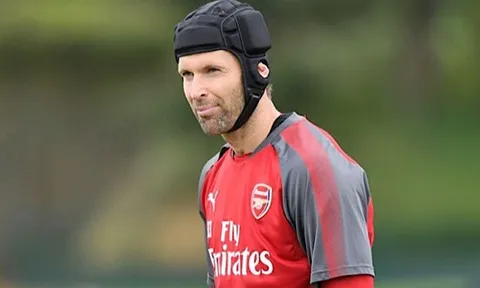 Cựu thủ môn Man Utd nói lời thật lòng về Petr Cech