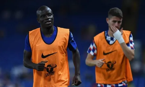 "Không thể thay thế Kante, tân binh 50 triệu bảng lo đi là vừa"