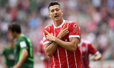 Đội hình tiêu biểu lượt đi Bundesliga: Bayern trải đều 3 tuyến