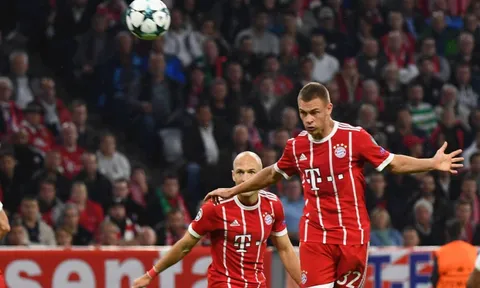 Bayern Munich 3-0 Celtic: Jupp Heynckes quá mát tay!