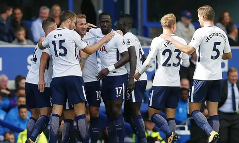 Everton 0-3 Tottenham: Gà trống giương oai
