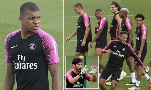 Đã có Neymar, PSG trở nên đáng sợ hơn khi 'số 7' mới trở lại