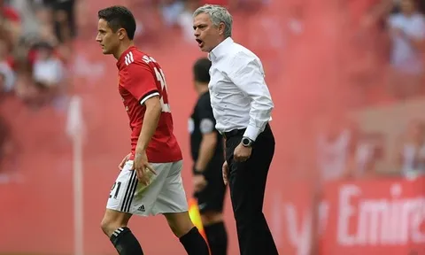 Đã đến lúc Mourinho nghĩ về Ander Herrera?