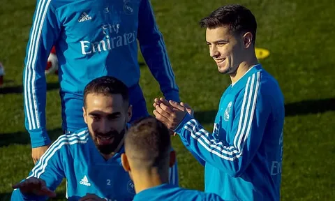 Đá xong trận đầu, tân binh tự tin sánh vai cùng đàn anh ở Real Madrid