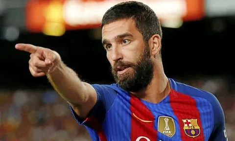 Đại diện xác nhận hé lộ bến đỗ mới của Arda Turan