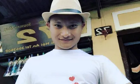 Đại thắng Lào, fan lên tiếng bênh vực Trọng Hoàng cực gắt